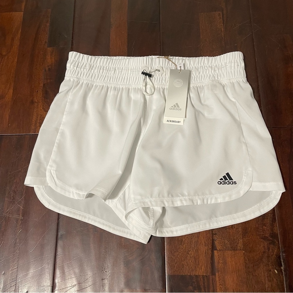 NWT Adidas Aeroready Shorts Women’s Small White Light Weight Training Athletic